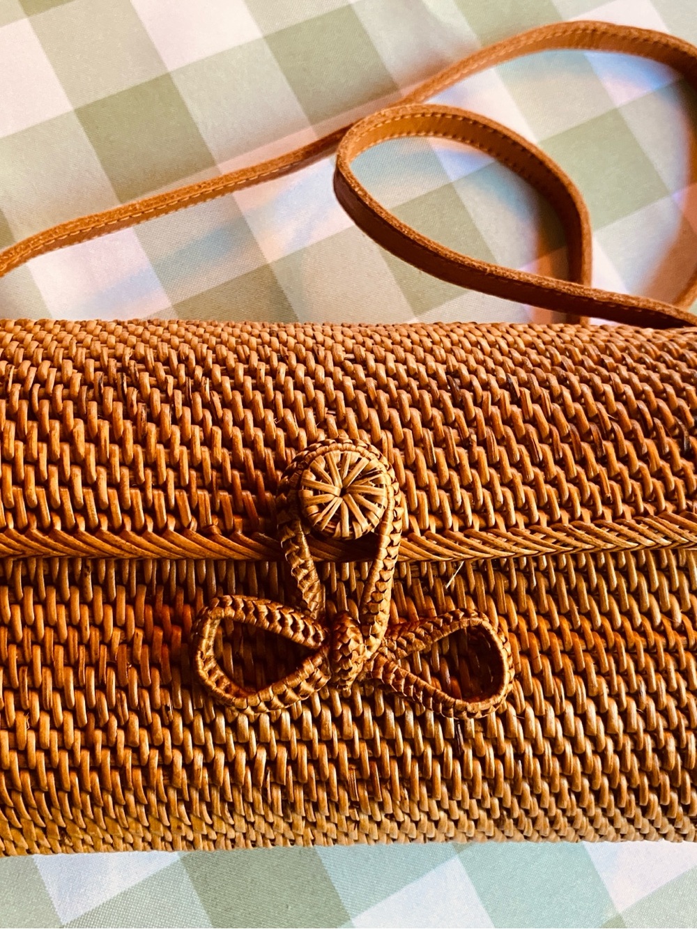 Natural Handwoven Rattan should bag